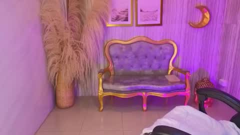 Valkiria  online show from November 4, 1:21 pm