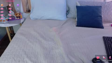 Valkiria moore  online show from October 30, 8:20 pm