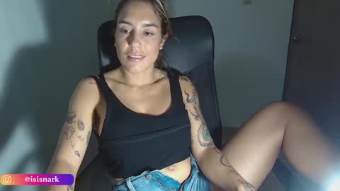 Snapshot of valkyriarose chatting on March 9, 12:42 am Isis online show from March 9, 12:42 am