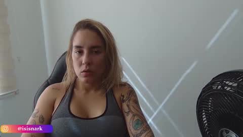 Snapshot of valkyriarose chatting on January 12, 3:06 pm Isis online show from January 12, 3:06 pm