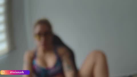 Snapshot of valkyriarose chatting on February 13, 4:58 pm Isis online show from February 13, 4:58 pm