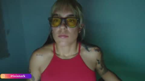 Snapshot of valkyriarose chatting on February 14, 11:45 pm Isis online show from February 14, 11:45 pm