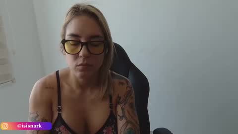 Snapshot of valkyriarose chatting on February 28, 4:41 pm Isis online show from February 28, 4:41 pm