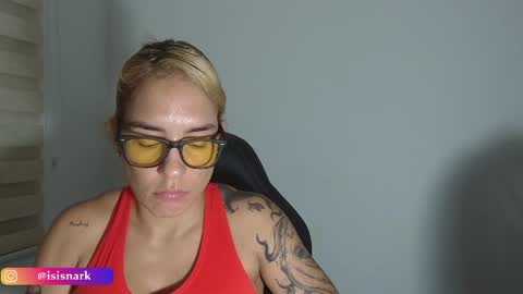 Snapshot of valkyriarose chatting on March 26, 11:54 pm Isis online show from March 26, 11:54 pm