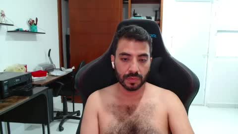 Snapshot of vallartamexi chatting on April 12, 12:48 am Roberto Carlos online show from April 12, 12:48 am