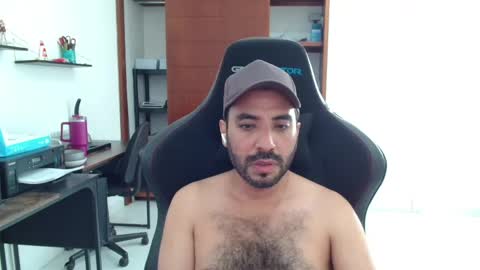 Snapshot of vallartamexi chatting on May 15, 9:22 pm Roberto Carlos online show from May 15, 9:22 pm