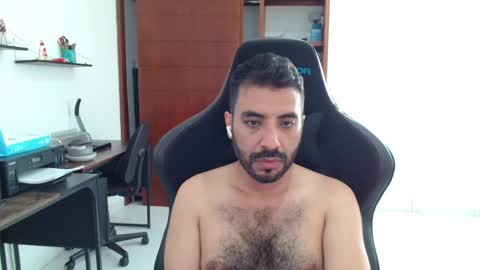 Snapshot of vallartamexi chatting on May 17, 9:55 pm Roberto Carlos online show from May 17, 9:55 pm