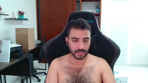 Snapshot of vallartamexi chatting on May 24, 12:26 am Roberto Carlos online show from May 24, 12:26 am