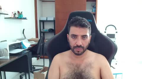 Snapshot of vallartamexi chatting on May 25, 9:32 pm Roberto Carlos online show from May 25, 9:32 pm
