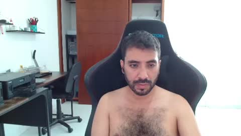 Snapshot of vallartamexi chatting on June 19, 7:50 pm Roberto Carlos online show from June 19, 7:50 pm