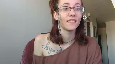 Snapshot of valleriestarr chatting on January 13, 6:38 pm Vallerie Starr online show from January 13, 6:38 pm