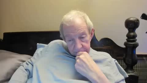 Snapshot of valleylaker chatting on January 14, 12:44 pm valleylaker online show from January 14, 12:44 pm