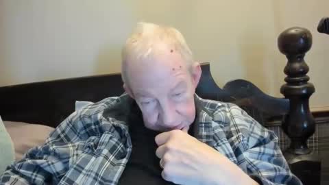 Snapshot of valleylaker chatting on February 8, 7:17 pm valleylaker online show from February 8, 7:17 pm