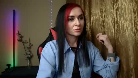 Snapshot of vallhalla666 chatting on February 9, 6:47 pm vallhalla666 online show from February 9, 6:47 pm