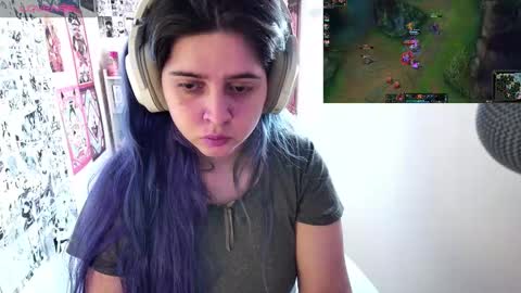 Snapshot of vallolet1_ chatting on October 16, 5:47 pm Im Violet online show from October 16, 5:47 pm
