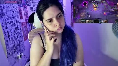 Snapshot of vallolet1_ chatting on November 12, 11:03 pm Im Violet online show from November 12, 11:03 pm