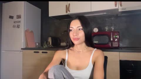 Little Devil online show from December 28, 6:40 pm