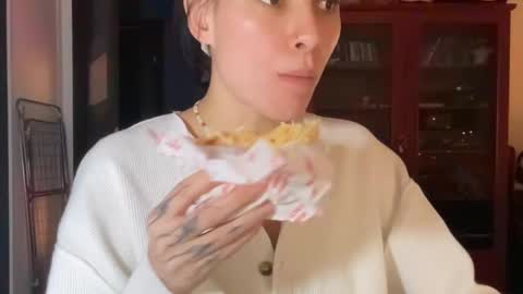 Little Devil online show from February 18, 7:09 pm