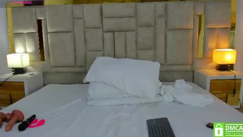 Snapshot of valtira_nova chatting on June 13, 7:34 pm valtira nova online show from June 13, 7:34 pm