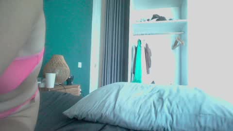 valure_lera online show from February 11, 9:20 am