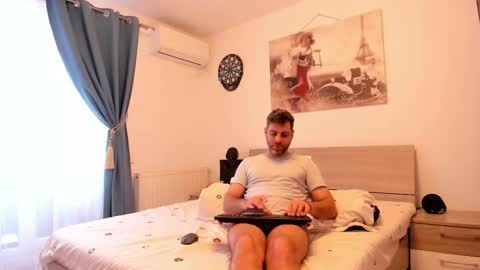 valyvalisimo online show from March 4, 6:08 am