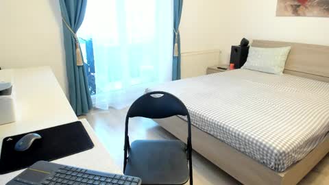 valyvalisimo online show from April 3, 7:39 am