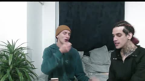 Vamp Noah and Dan online show from December 28, 9:09 am