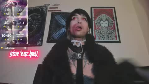 david guzman i model independenthelp me with a thumbs up online show from January 15, 2:16 am