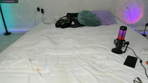 Snapshot of vamppire_girl chatting on September 29, 12:10 pm Vamppire Girl online show from September 29, 12:10 pm