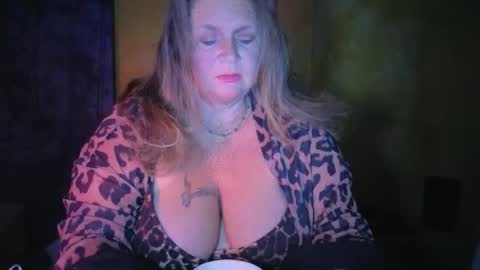 vampwoman online show from February 13, 8:43 am