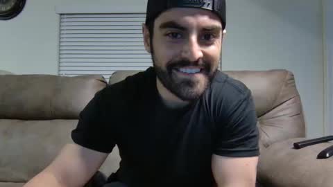 Snapshot of vampz888 chatting on November 29, 2:36 am HUNG LATINO 888 bigcock fit athletic latino online show from November 29, 2:36 am