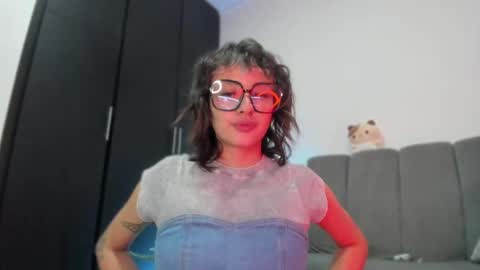 Babi Alu online show from May 27, 1:57 am