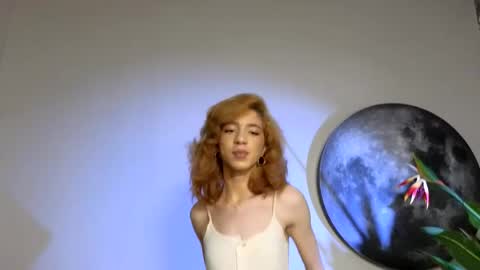 Snapshot of vanessa__ray chatting on October 7, 1:52 pm Vanessa online show from October 7, 1:52 pm