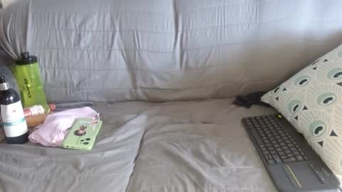 vanessa online show from December 14, 7:58 am