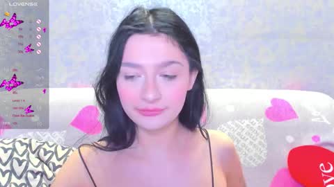Snapshot of vanessa_florence chatting on February 13, 1:23 am RUSSIAN BARBIE BABE online show from February 13, 1:23 am