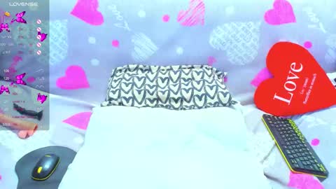 Snapshot of vanessa_florence chatting on February 14, 1:57 am RUSSIAN BARBIE BABE online show from February 14, 1:57 am