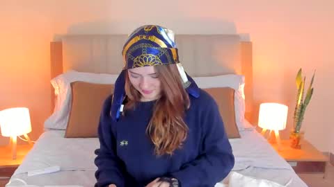 Snapshot of vanessa_foxyy chatting on May 16, 7:56 pm vanessa_foxyy online show from May 16, 7:56 pm