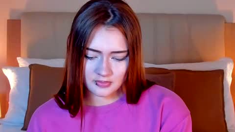 Snapshot of vanessa_foxyy chatting on June 8, 8:53 pm vanessa_foxyy online show from June 8, 8:53 pm