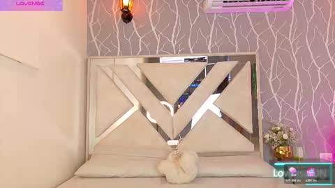    online show from November 19, 12:27 pm