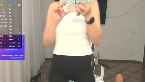 Vanessa online show from April 12, 6:02 pm