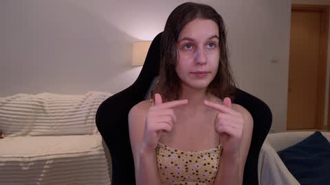 vanessa online show from January 7, 4:08 am