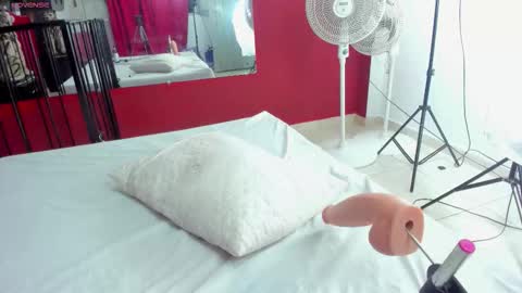 Vanessa Hard online show from March 23, 2:59 am