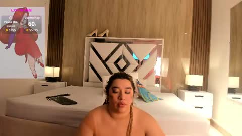 Vanessa Hard online show from July 7, 7:40 pm