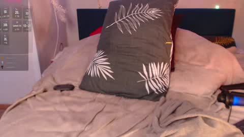 Vanessa follow me -  I will answer you there at any time online show from January 9, 9:48 am