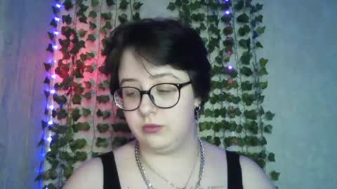 vanessashadow online show from June 11, 9:07 am