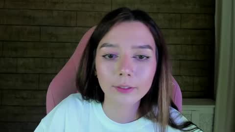 VanessaVienne online show from April 11, 4:33 pm