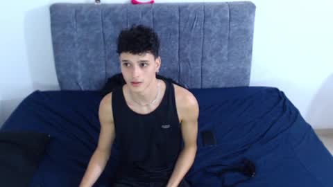 Ruby and Vanie online show from May 29, 11:25 pm