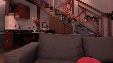 Vanilla online show from October 27, 1:37 pm