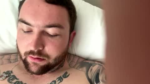 Snapshot of vanillapretzel chatting on October 16, 3:46 pm vanillapretzel online show from October 16, 3:46 pm