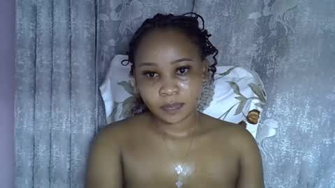 vanillavenus online show from May 11, 1:44 am